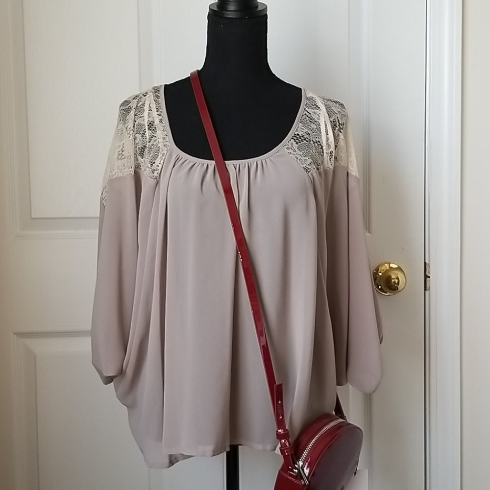 a.n.a. Batwing Blouse XL